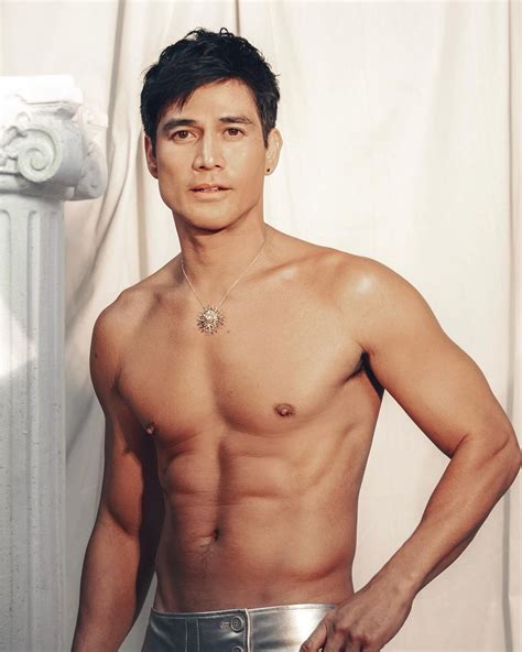 piolo pascual halloween costume|THE STAR.